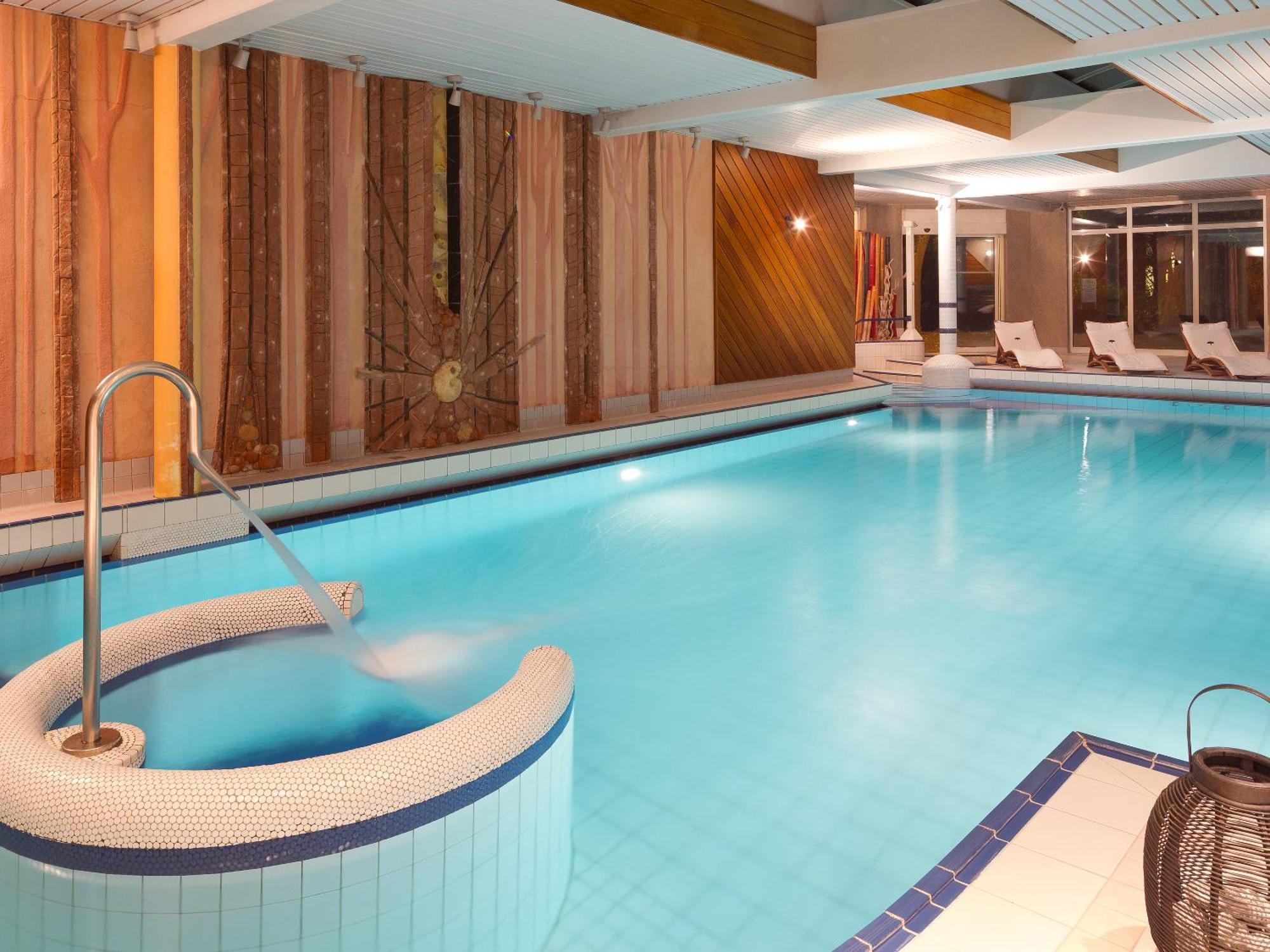 Les Appartements Du Parc - Acces Piscine Et Spa マンステール エクステリア 写真